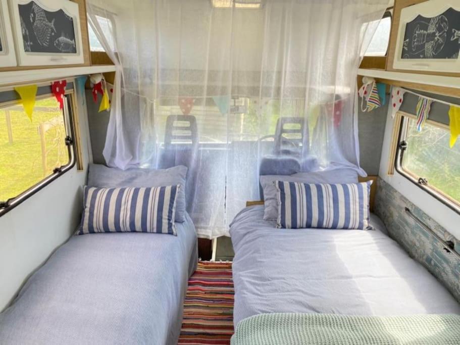Lily Cosy Campervan With Sea Views & Amazing Sunrises St. Ives Exterior photo