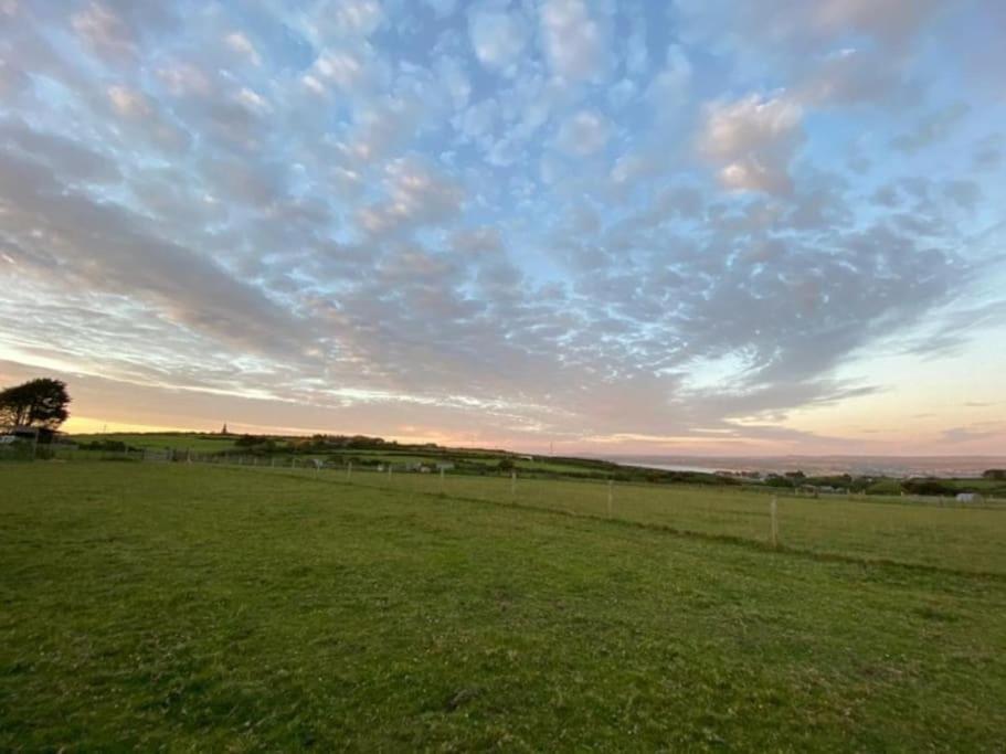 Lily Cosy Campervan With Sea Views & Amazing Sunrises St. Ives Exterior photo