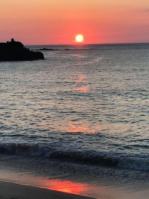 Lily Cosy Campervan With Sea Views & Amazing Sunrises St. Ives Exterior photo